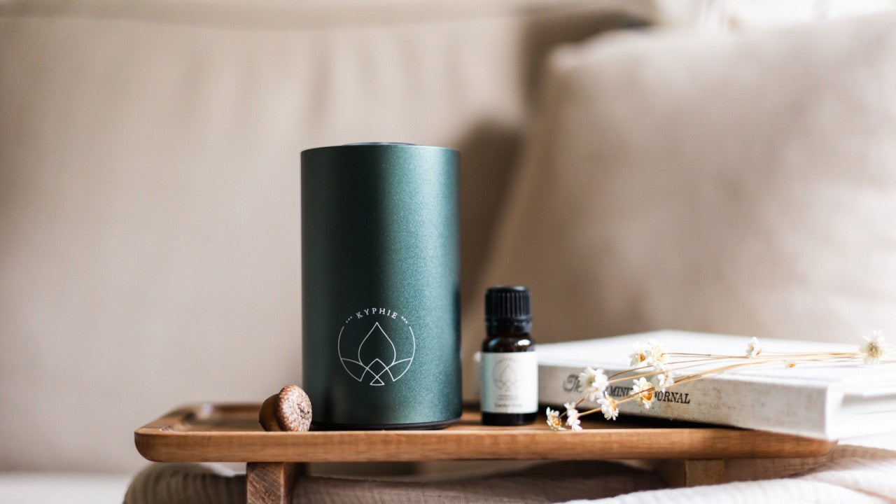 Single vs Blended Essential Oils: Crafting Harmony in Every Drop