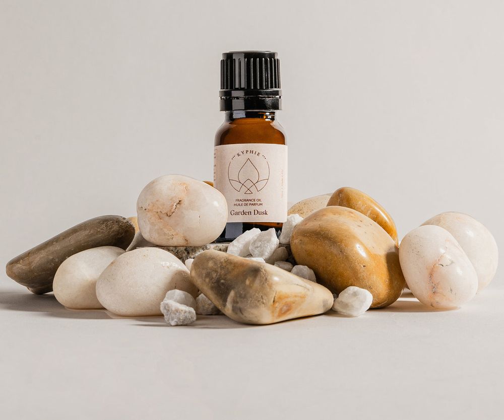 Garden Dusk home fragrance oil by Kyphie